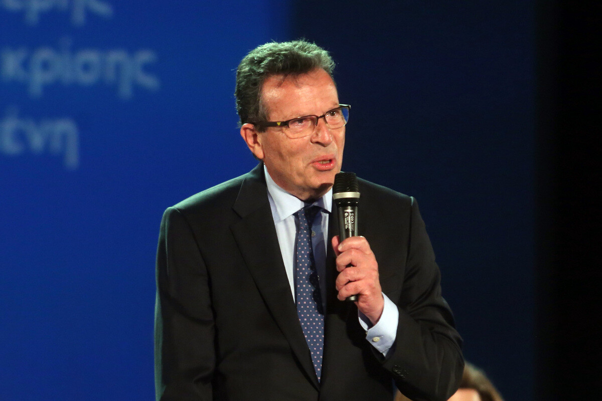 Παραιτήθηκε ο Γιώργος Κύρτσος από το Ευρωπαϊκό Λαϊκό Κόμμα