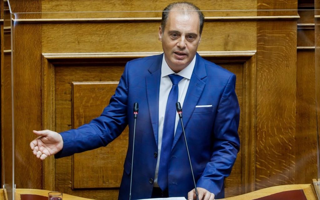Κ.Βελόπουλος: «Επιτέλους φυλάξτε τα σύνορα κινδυνεύει η πατρίδα – Κάτοικοι συλλαμβάνουν “επενδυτές” στον Έβρο»