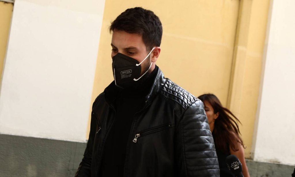 Νέες αποκαλύψεις: «Ο Μάνος Δασκαλάκης κάνει συνεδρίες με ψυχίατρο – Τώρα κατάλαβε τι του έχει συμβεί»