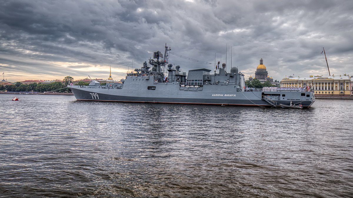Οι Ουκρανοί λένε ότι αυτή είναι η πρώτη φωτό της φλεγόμενης ρωσικής φρεγάτας «Αdmiral Makarov» (βίντεο)