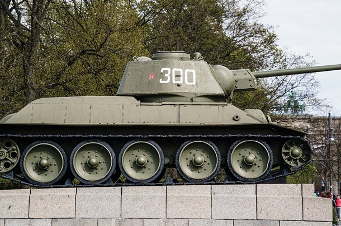 Γερμανία: Στέλνει στην Ουκρανία επτά τεθωρακισμένα αυτοκινούμενα πυροβόλα χόβιτσερ