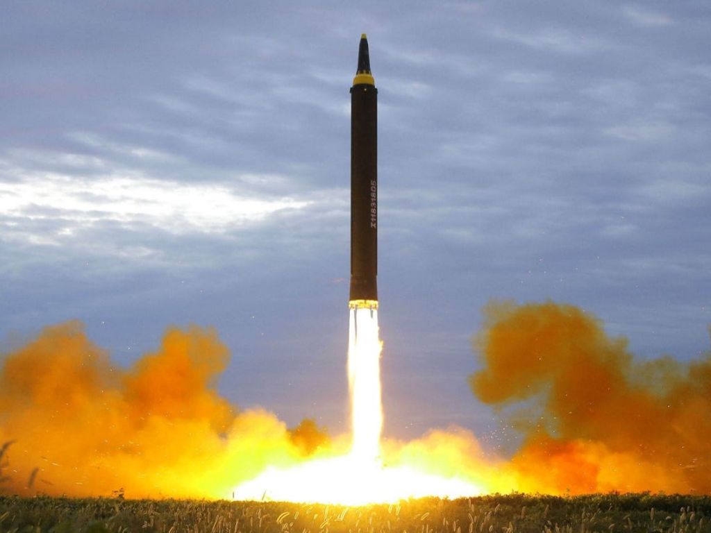 Κρεμλίνο: «Η Ρωσία δεν έχει εγκαταλείψει το μορατόριουμ για τις πυρηνικές δοκιμές»