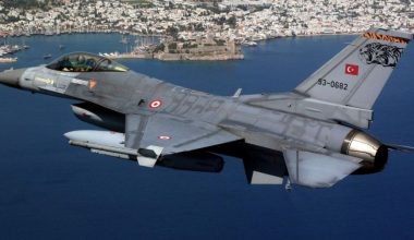 Νέες τουρκικές παραβιάσεις: Μαχητικά, κατασκοπευτικά και drone πέταξαν στο ανατολικό Αιγαίο