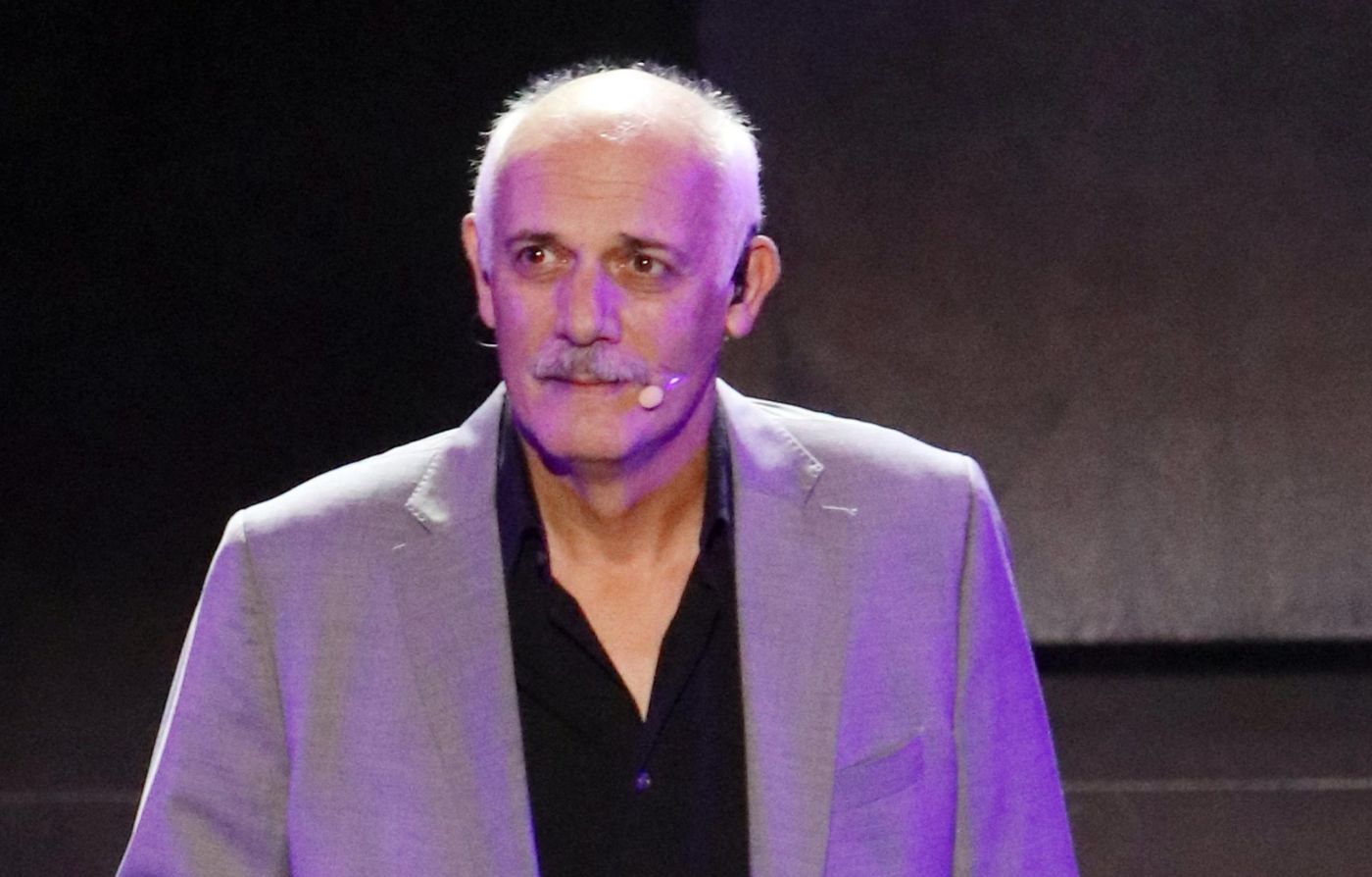 Στη Μύκονο ο Γιώργος Κιμούλης ενάμιση χρόνο μετά τις καταγγελίες σε βάρος του