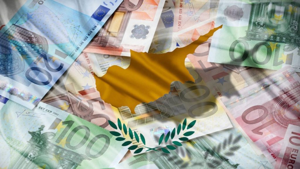 Οι Ευρωπαϊκές κυρώσεις ένα βήμα πριν διαλύσουν την κυπριακή οικονομία: Αντιτίθεται η Λευκωσία
