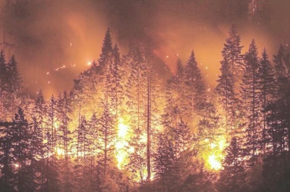 Ανεξέλεγκτες οι φωτιές στη Σιβηρία: 10 νεκροί – Πάνω από 450 σπίτια έγιναν στάχτη