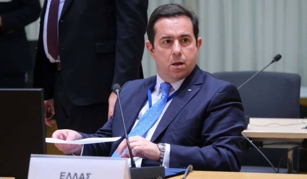 Ν.Μηταράκης: «Η Ελλάδα δεν είναι πλέον η ανοχύρωτη πολιτεία της περιόδου 2015-2019» – Μπαίνουν μόνο 300 αλλοδαποί την ημέρα