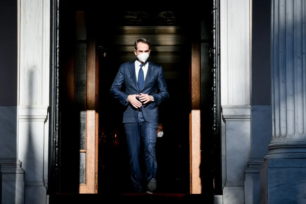 Μια ακόμα κυβερνητική απάτη καταρρέει: Το 56% των Ελλήνων υπέρ Ρωσίας ή συνευθύνης του ΝΑΤΟ στον πόλεμο!