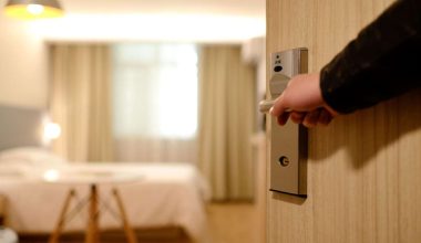 Να τι δεν πρέπει να αγγίζετε ποτέ στα ξενοδοχεία σύμφωνα με πρώην υπάλληλο