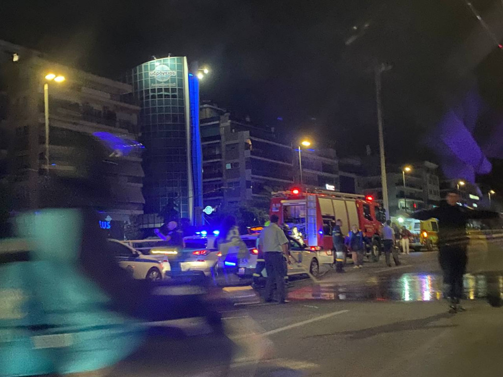 Σοβαρό τροχαίο με τραυματία στη λεωφόρο Συγγρού