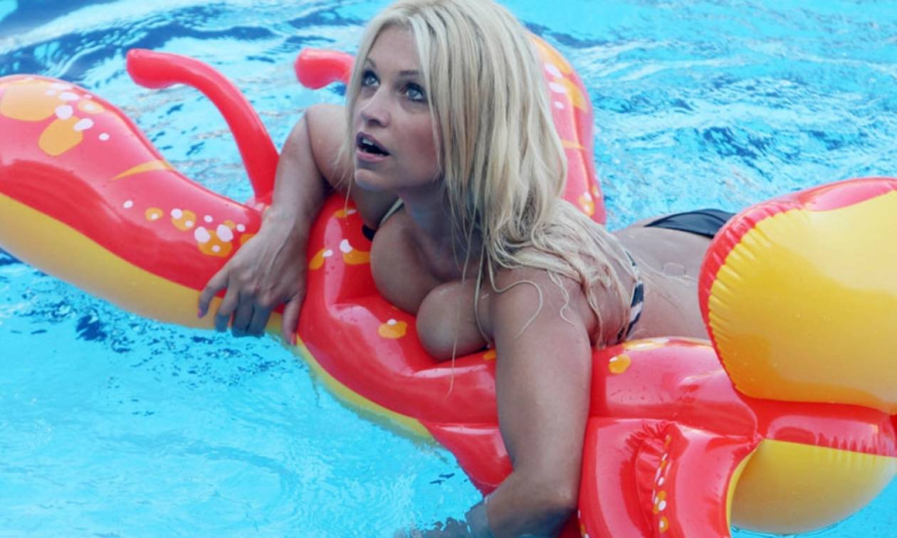 Σαμπρίνα: «Τα έχω κάνει πάνω μου λίγο πριν βγω στην σκηνή»