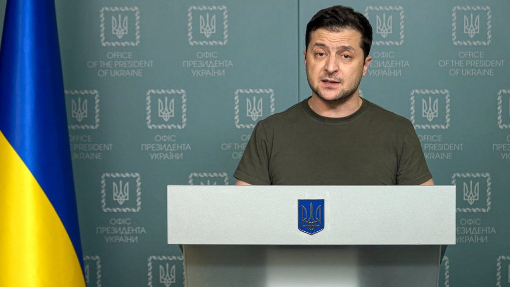 Ο Β.Ζελένσκι θέλει να ξεκινήσει ο Γ’ ΠΠ για χάρη του: «Εξουδετερώστε τον ρωσικό Στόλο για να εξάγουμε σιτάρι»