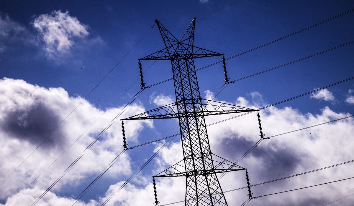 Αυτό είναι το πόρισμα της ΡΑΕ για τα υπερέσοδα των εταιρειών ενέργειας