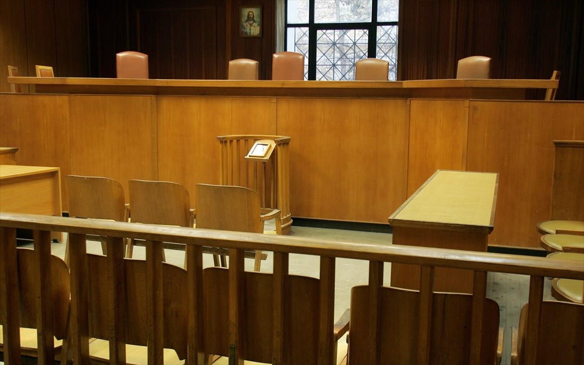 Κρήτη: Ποινή φυλάκισης δύο ετών με τριετή αναστολή σε άνδρα για τον άγριο ξυλοδαρμό της γυναίκας του