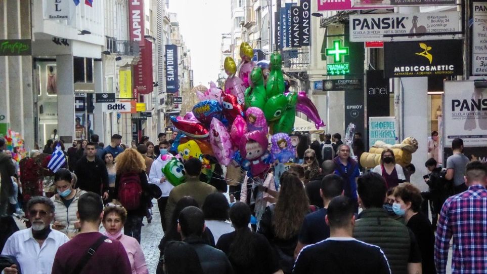 Κορωνοϊός: Πτώση 34% στο ιικό φορτίο της Αττικής