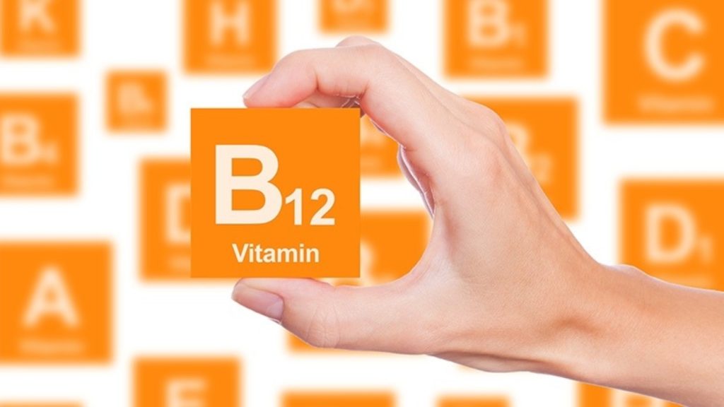 Αυτά είναι τα σημάδια που δείχνουν ότι έχετε έλλειψη βιταμίνης Β12 – Ποιες τροφές θα σας βοηθήσουν