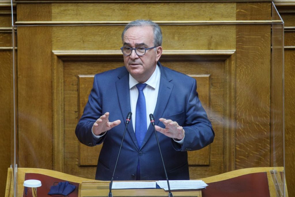 Νίκος Παπαθανάσης: «Από τον Ιούλιο καταργείται η ρήτρα αναπροσαρμογής»