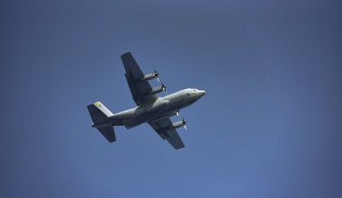 Πάνω από τον ιερό βράχο της Ακρόπολης θα πετάξουν σήμερα τέσσερα αεροσκάφη C-130