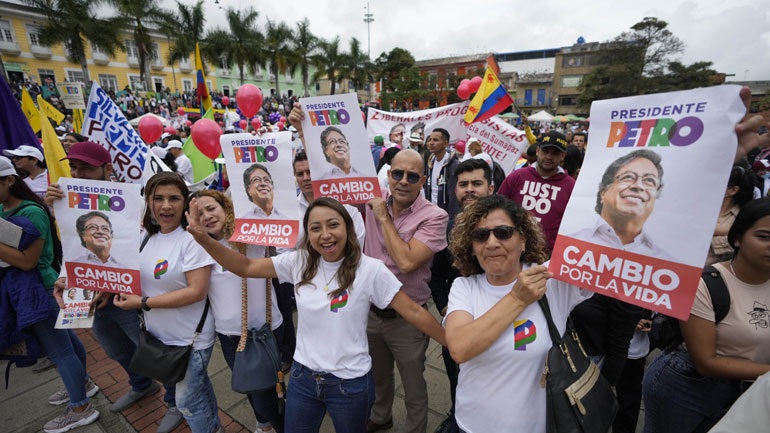 Προεδρικές εκλογές στην Κολομβία: Ο Γουστάβο Πέτρο οδεύει σε νίκη στον 2ο γύρο