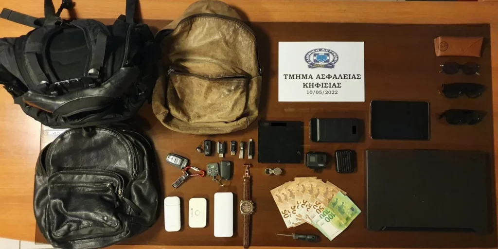 Συνελήφθη 41χρονος στην Γλυφάδα για κλοπές σε σταθμευμένα οχήματα