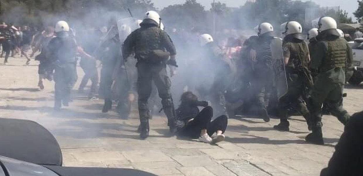 Spiegel: «Στην Ελλάδα δεν αφήνουν την αστυνομία να μπει στα πανεπιστήμια»