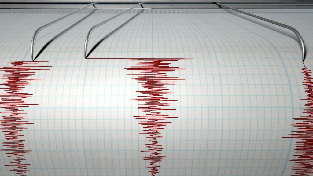 Τριπλός σεισμός «ταρακούνησε» τις Σποράδες (φώτο)