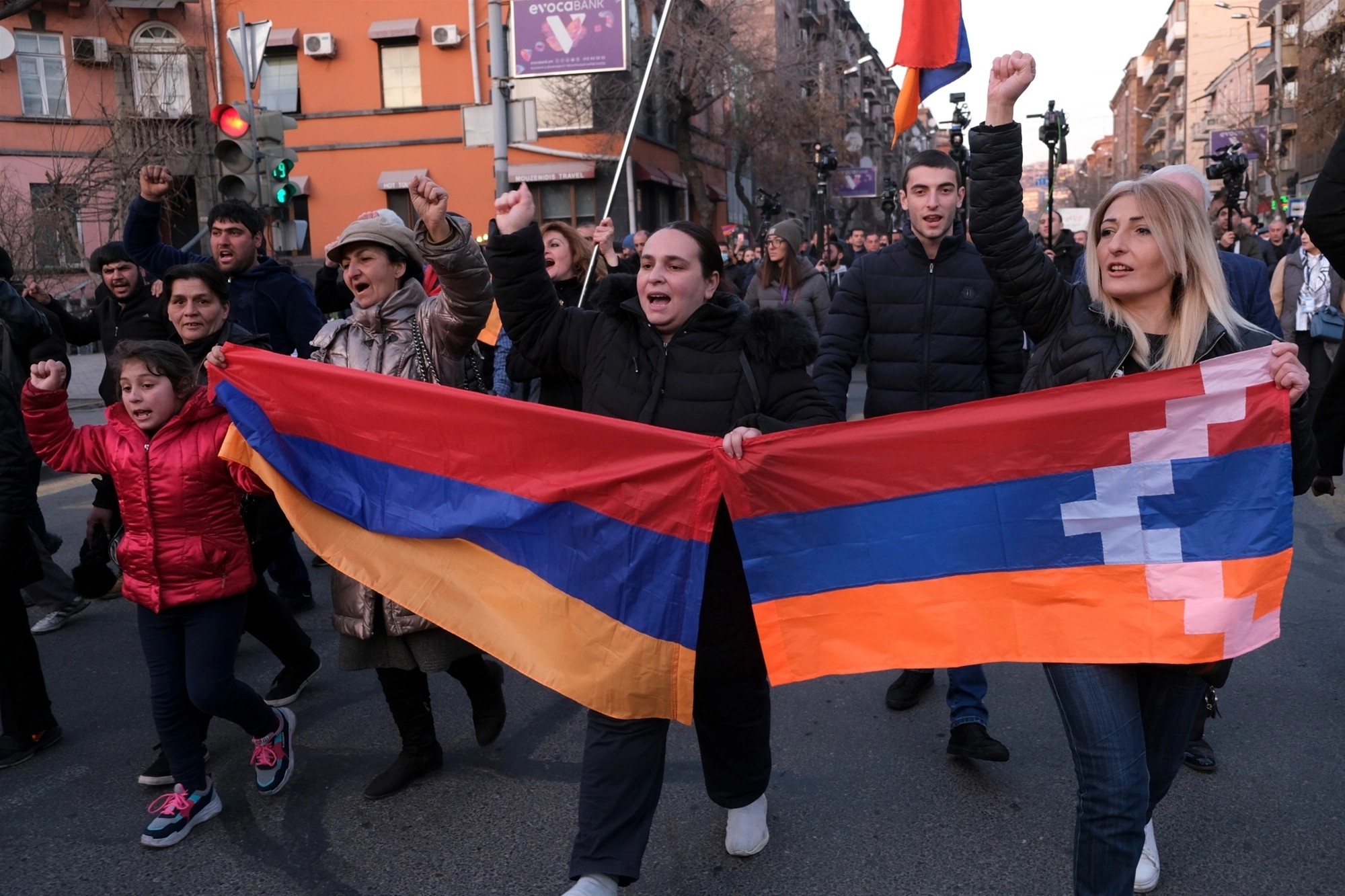 Что ждет армян. Митинги в Армении. Армения митинг Россия. Митинг в Ереване. Революция в Армении 2018.
