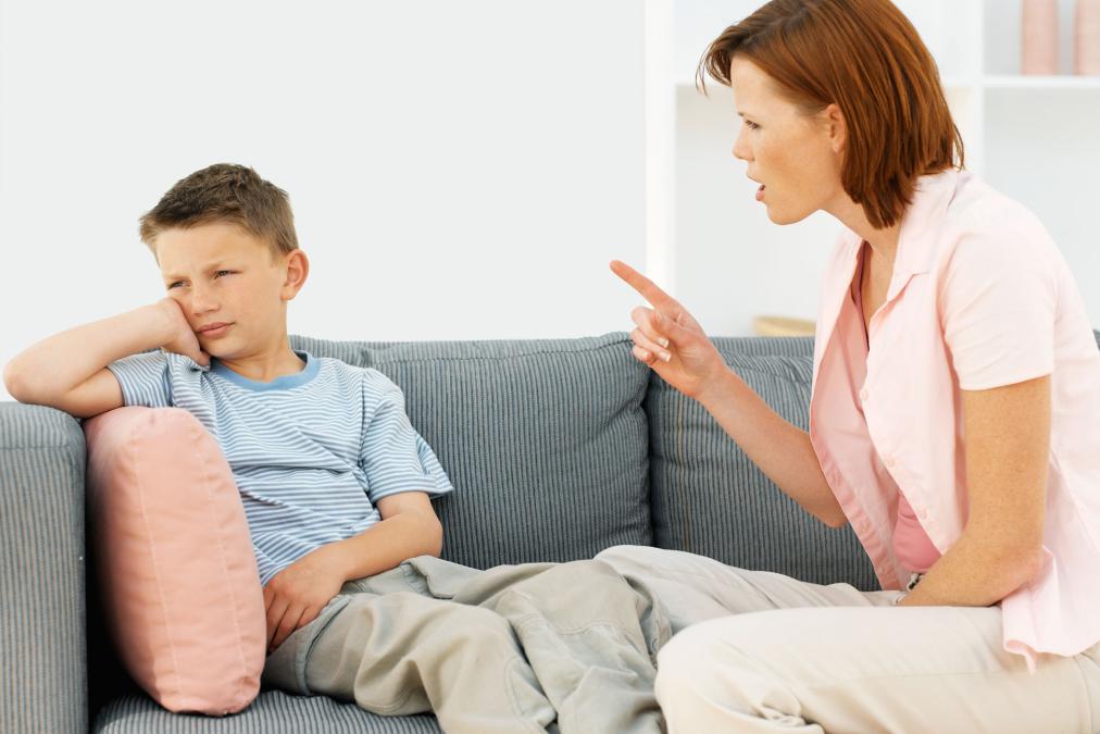 Πώς να βελτιώσετε τη σχέση με το παιδί σας μετά από τσακωμούς