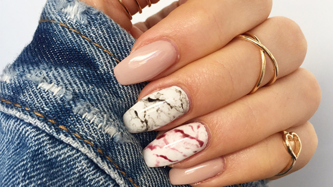 Δες τι πρέπει να κάνεις για να μεγαλώνουν πιο γρήγορα τα νύχια σου