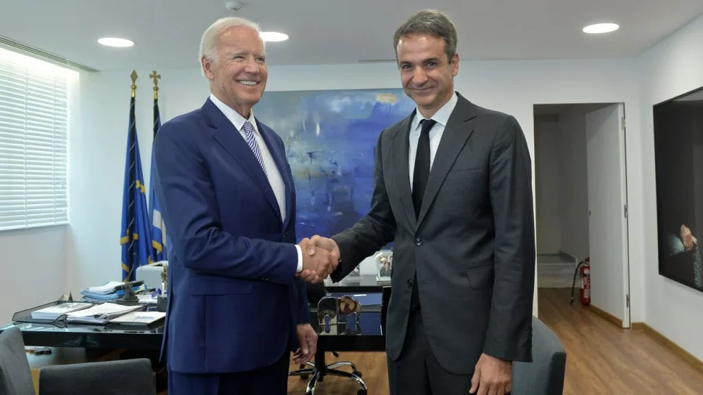 Μεγάλες γεωπολιτικές αλλαγές στην Ελλάδα: Η Γερμανία υποχωρεί ως επικυρίαρχη δύναμη και οι ΗΠΑ αναλαμβάνουν εκ νέου τον πλήρη έλεγχο