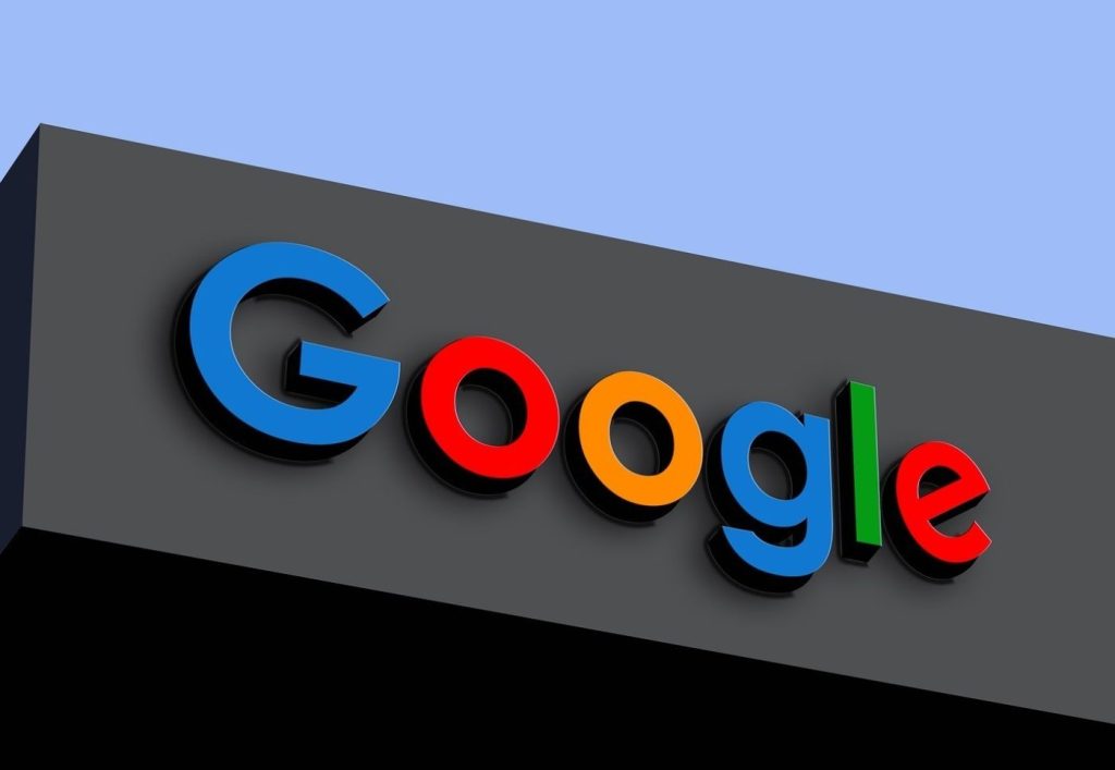 Google: Συμφωνία-μαμούθ με ευρωπαϊκά ΜΜΕ – Θα πληρώνει για την προβολή των ειδήσεων