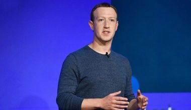 Μαρκ Ζάκερμπεργκ: Γιατί σκότωσε μια κατσίκα & άλλα 4 πράγματα που δεν γνωρίζατε για τον ιδρυτή του Facebook