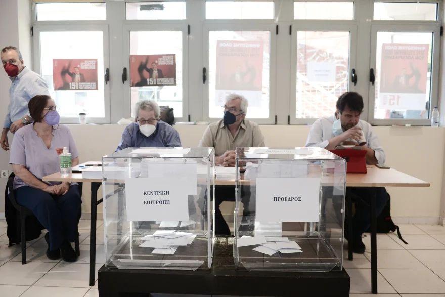 Εσωκομματικές εκλογές ΣΥΡΙΖΑ- ΠΣ: 40.000 πολίτες ψήφισαν μέχρι τις 12:00 το μεσημέρι