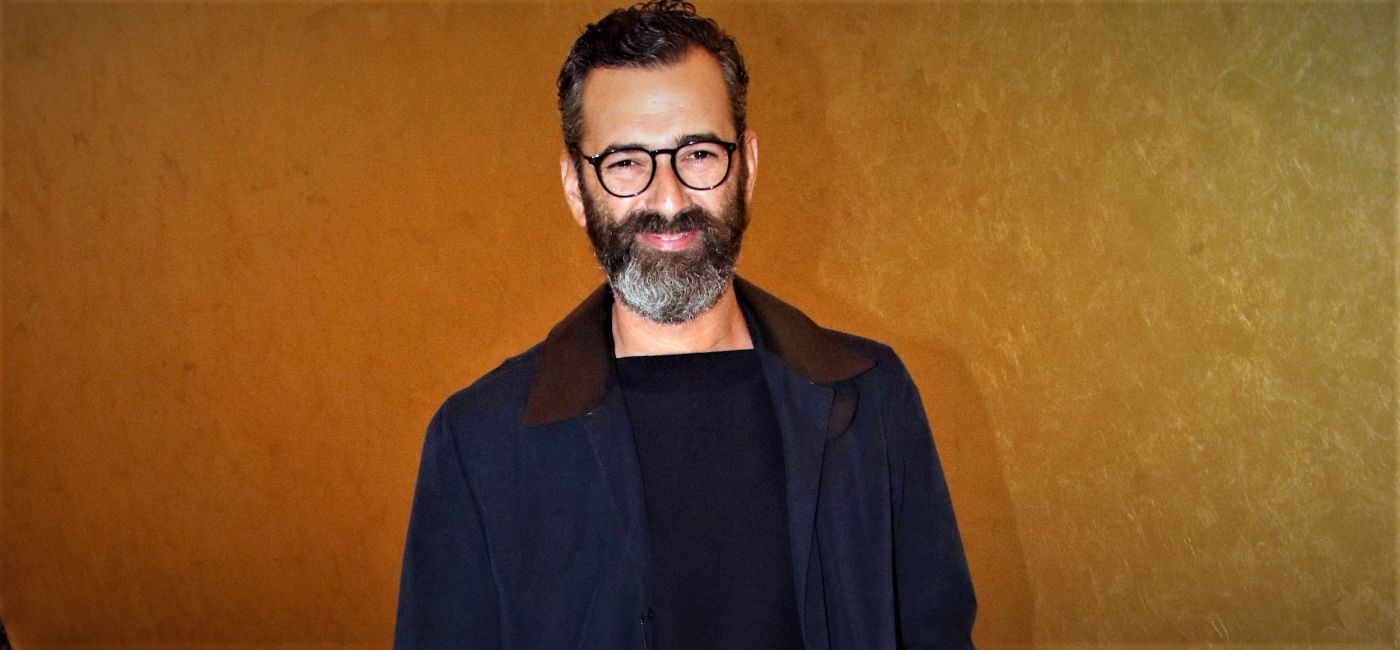 Α.Μπράτης: «Μου αρέσει να φλερτάρω πάρα πολύ – Μπορώ να φλερτάρω και με έναν σκύλο ή με μία γάτα»! (βίντεο)