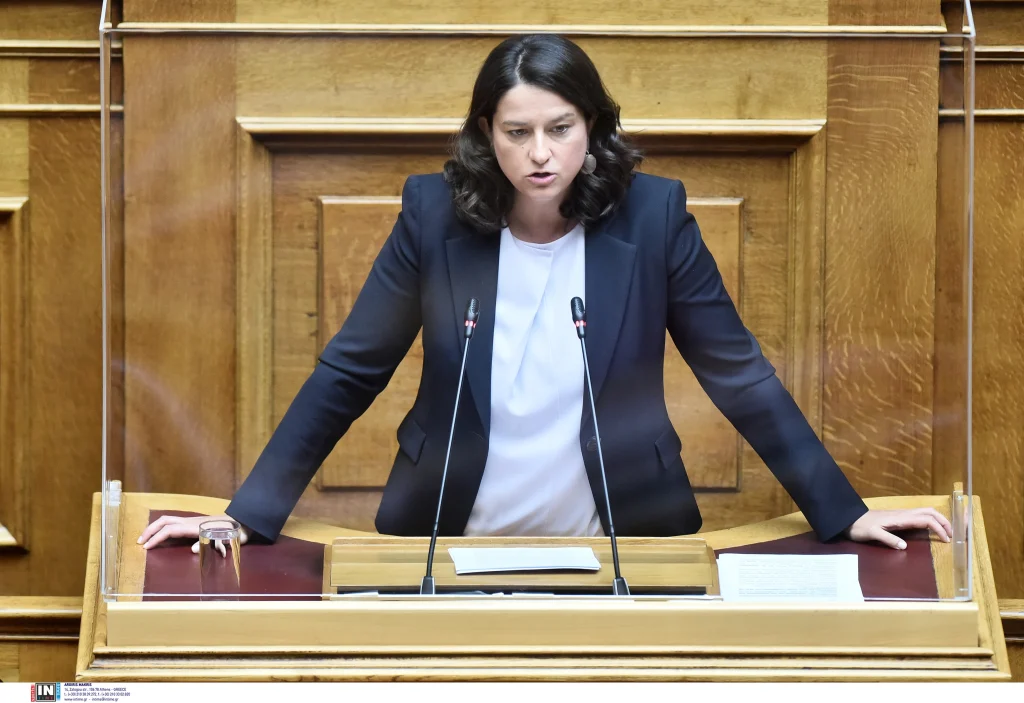 Στο Πρωτοδικείο απευθύνθηκε η Ν.Κεραμέως για την απεργία της «Ελληνικής PISA»