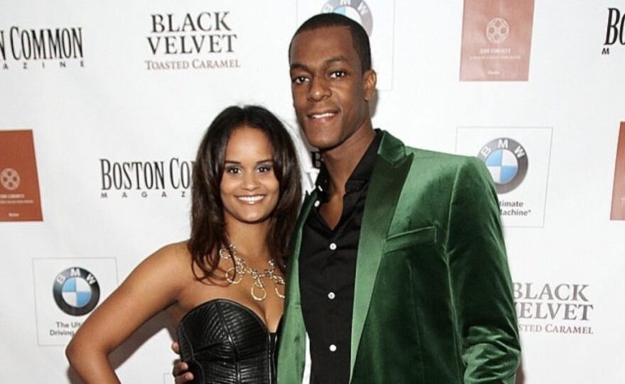 Ο πλέι μέικερ των Καβαλίερς Ραζόν Ρόντο τράβηξε όπλο και απείλησε να σκοτώσει τη μητέρα των παιδιών του