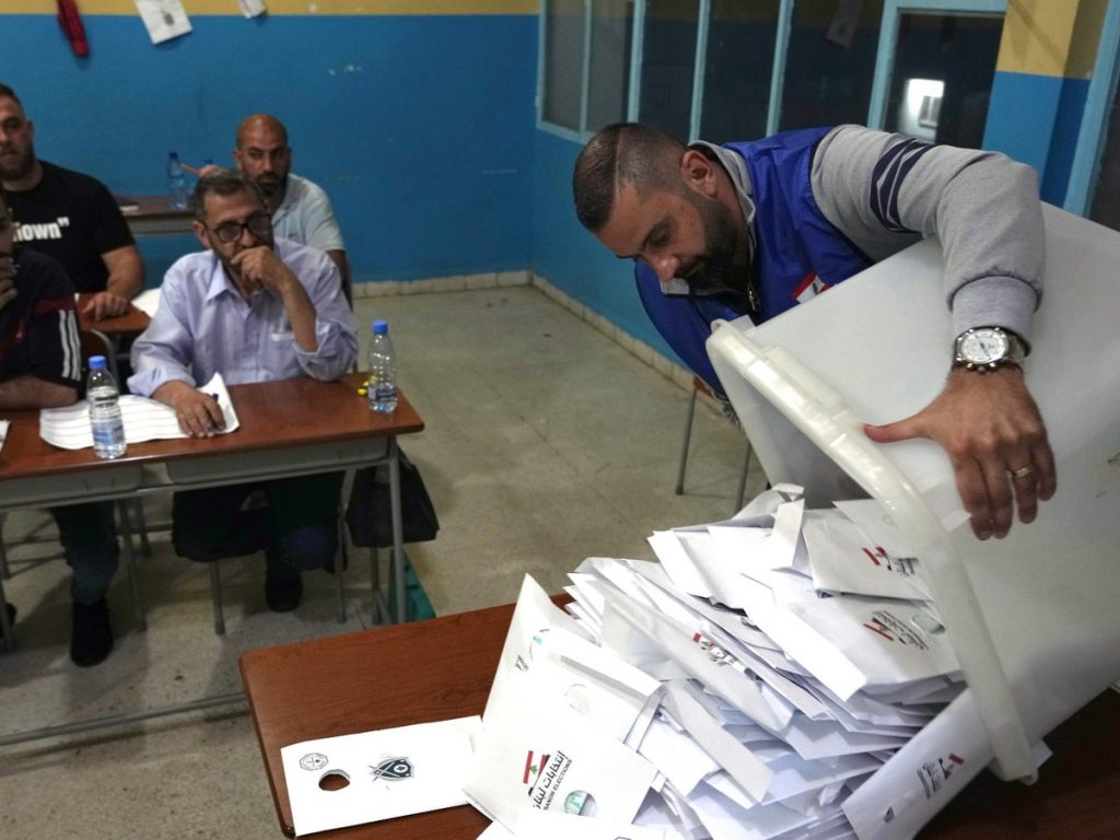 Λίβανος: Έχασε την πλειοψηφία στο κοινοβούλιο η Χεζμπολάχ