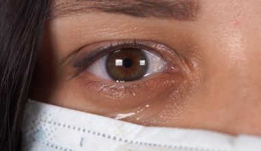Πρόβλημα στο ήπαρ: Tα τέσσερα συμπτώματα στα μάτια που «χτυπούν καμπανάκι»