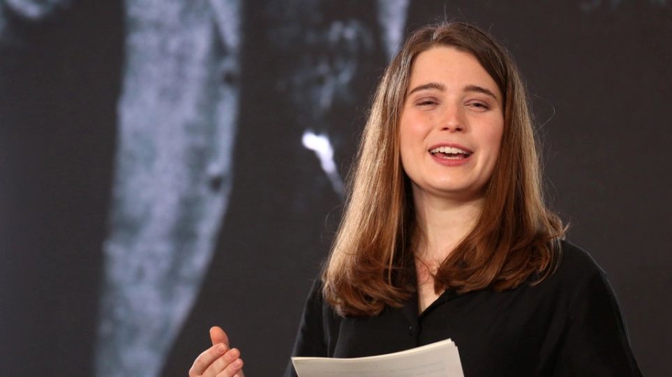 Αυτοί θα λύσουν τα προβλήματα της Γερμανίας: «Θυσιάζω τα νιάτα μου» λέει 24χρονη βουλευτής με μισθό 10.000 ευρώ