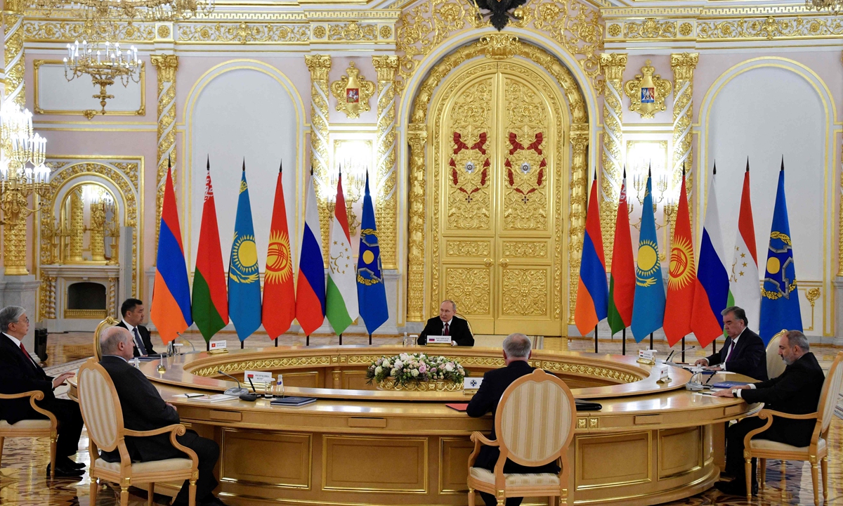 CSTO: Η Αρμενία αρνείται να συμπράξει υπέρ της Ρωσίας στην Ουκρανία & να ενεργοποιηθεί η ρήτρα συλλογικής ασφάλειας