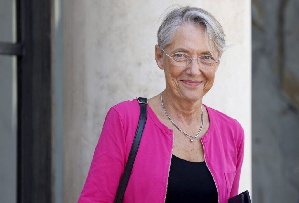 Ελιζαμπέτ Μπορν: Η νέα πρωθυπουργός της Γαλλίας που παρουσιάζεται ως «Σοσιαλίστρια»