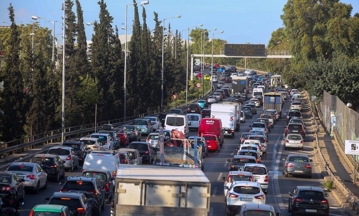 Δείτε σε ποιους δρόμους της Αττικής υπάρχει αυξημένη κίνηση (χάρτης)
