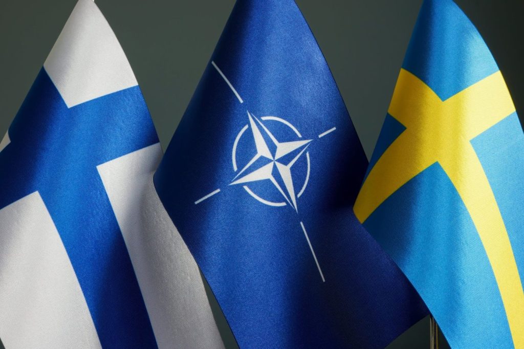 Σουηδία & Φινλανδία υποβάλλουν σήμερα αίτηση για ένταξη στο ΝΑΤΟ