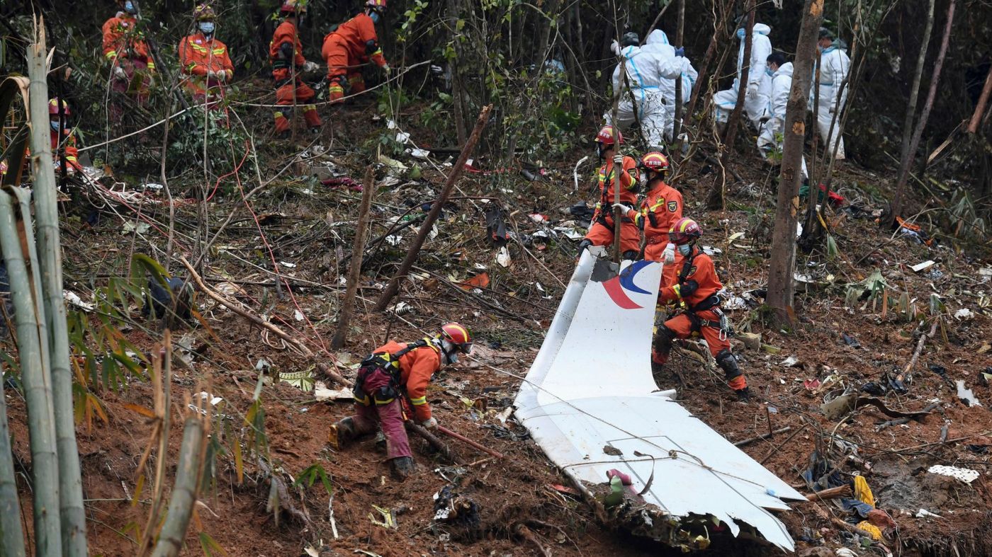 Κίνα: «Σκόπιμη η πτώση του αεροπλάνου» λένε οι Αμερικάνοι – Κόστισε 132 ζωές (βίντεο)
