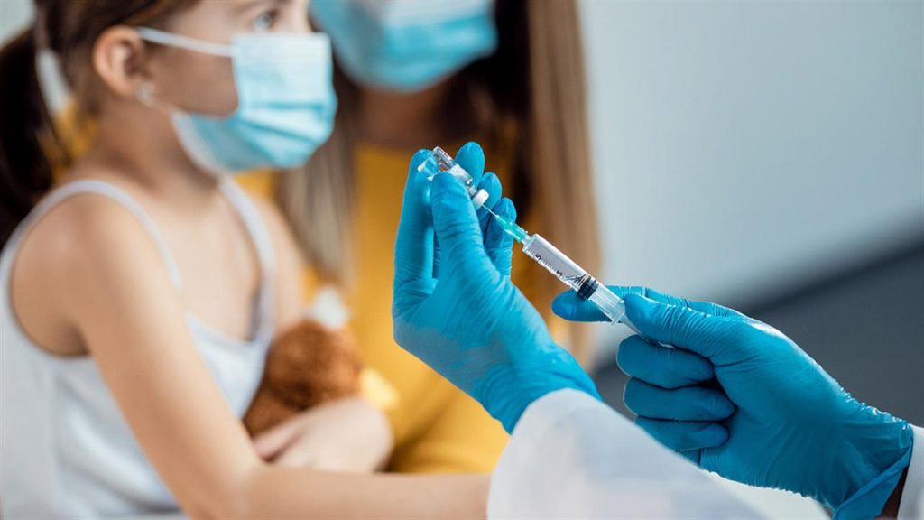 Κορωνοϊός: Το CDC εξετάζει τη χορήγηση τρίτης δόσης εμβολίου στα παιδιά 5 έως 11 ετών