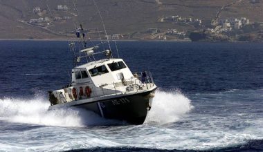 Πέρασαν όλο το Αιγαίο ανενόχλητοι: Σκάφος με Τούρκους αξιωματικούς κατέπλευσε στον κόλπο της Ελαφονήσου