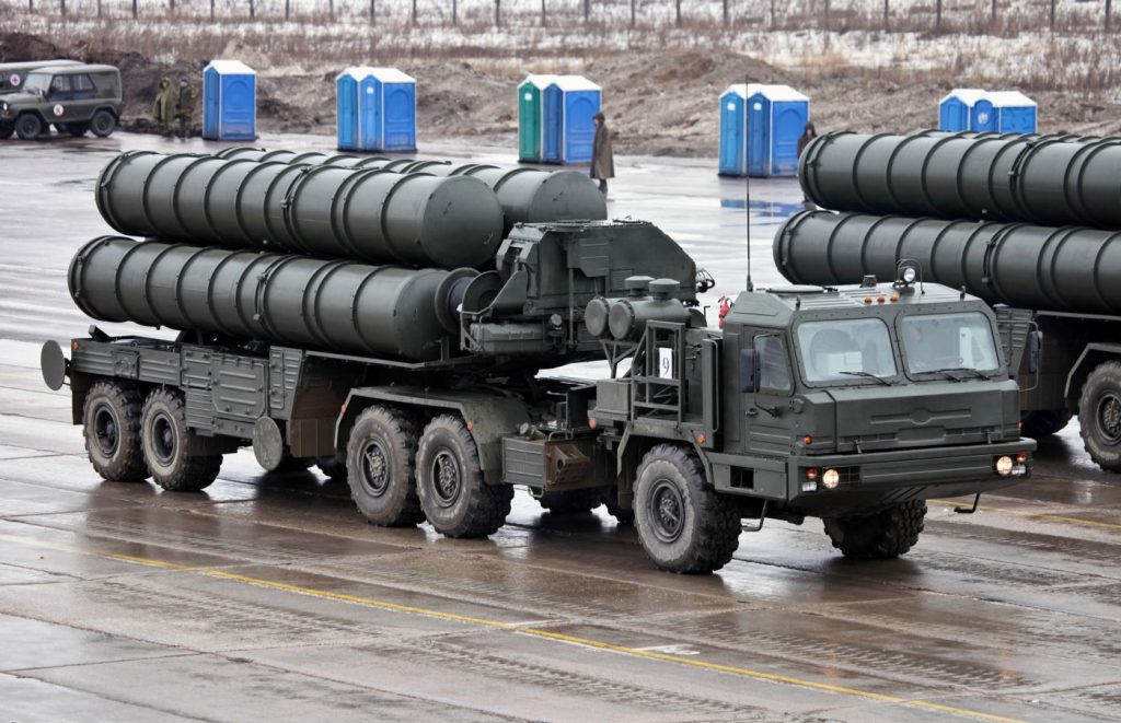 Η Μόσχα ενισχύει αποφασιστικά τον λευκορωσικό Στρατό – «Πράσινο φως» για την πώληση ISKANDER και S-400
