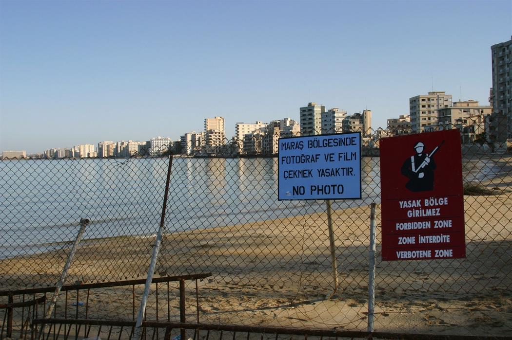 Κύπρος: Εργασίες για άνοιγμα ενός ακόμη κομματιού της παραλίας της Αμμοχώστου διεξάγουν οι Τούρκοι