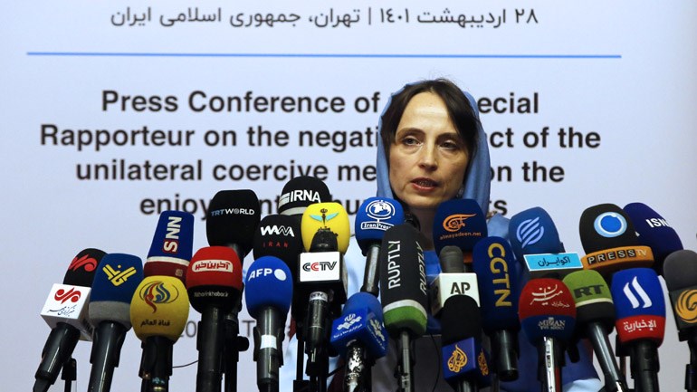 Ιράν: Ειδική εισηγήτρια του ΟΗΕ στηλιτεύει τις «καταστροφικές» συνέπειες των κυρώσεων των ΗΠΑ