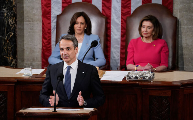 Πρώην Α/ΓΕΣ: «Δεν γίνεται ο Μητσοτάκης να ανακοινώνει οπλικά συστήματα κατά παράβαση του νόμου»